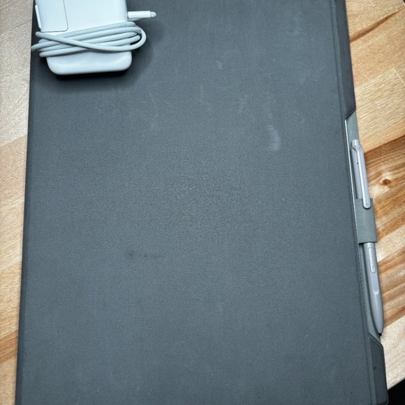 ***SOLD*** 13.3" Fujitsu Quaderno A4 (Gen. 2) 32GB E-Ink Tablet Reader - Picture 5 of 9